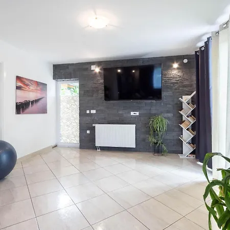 Holiday home In With Kitchen